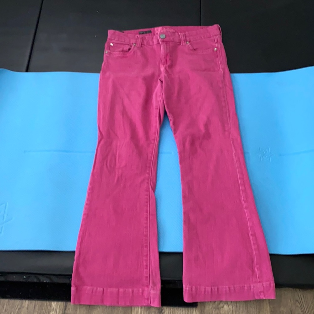 Kut from the Kloth Maggy flare size 12 pink jeans